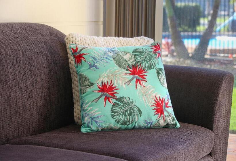 Lakeside Holiday Apartments Merimbula