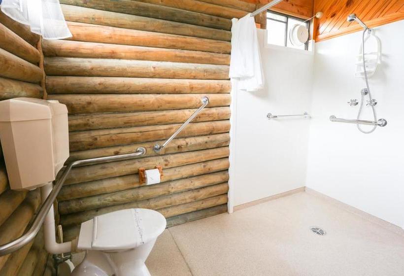 Lazy Acre Log Cabins