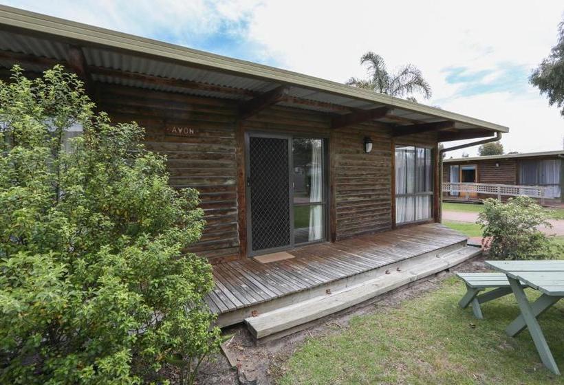 Lazy Acre Log Cabins