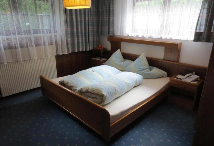 پانسیون Alpenhäusl