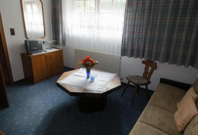 پانسیون Alpenhäusl