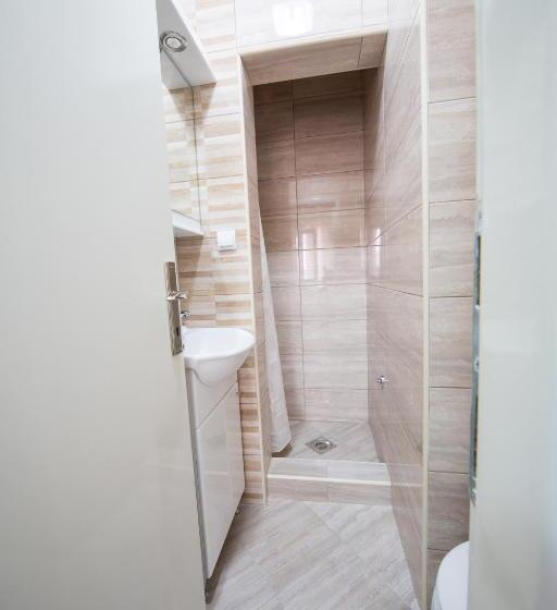 بنسيون Apartments Pavićević