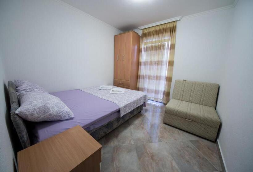 بنسيون Apartments Pavićević