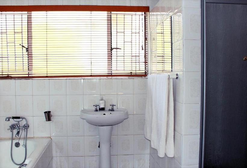 Пансион Aqua Terra Guest House