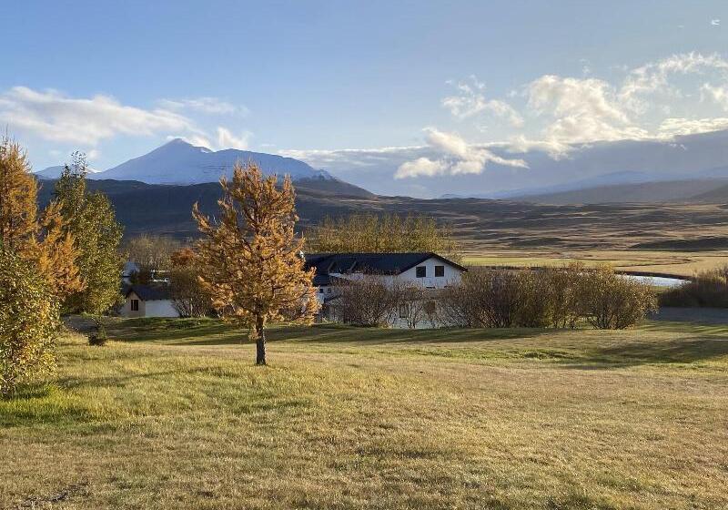 پانسیون Bakkaflöt Guesthouse
