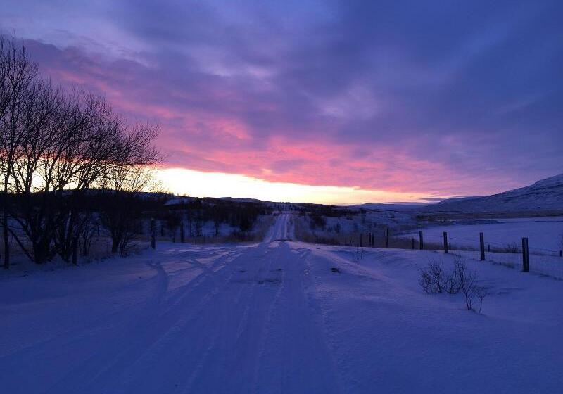 پانسیون Bakkaflöt Guesthouse