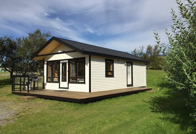 پانسیون Bakkaflöt Guesthouse