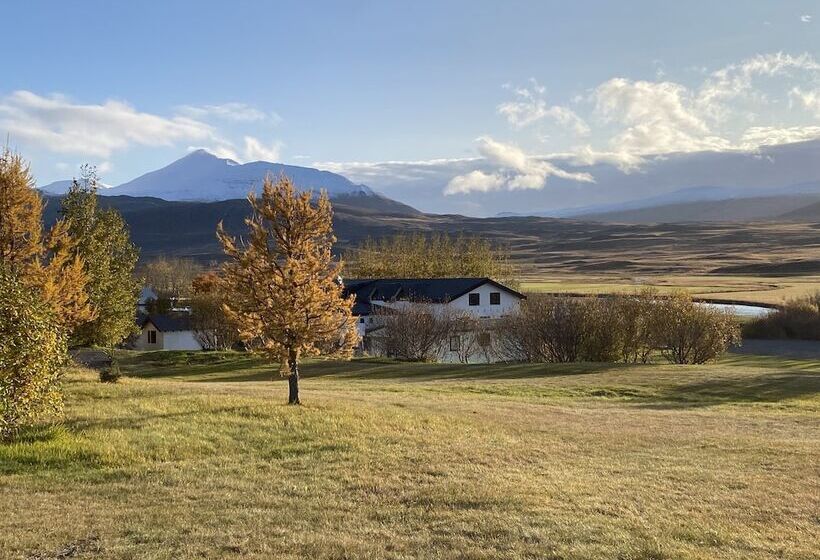 پانسیون Bakkaflöt Guesthouse