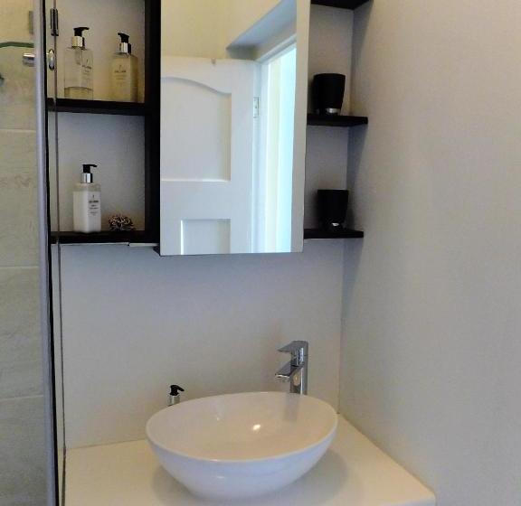 بنسيون Cape Valley Manor Guest House