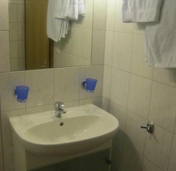 פנסיון Gasthof Hirschen