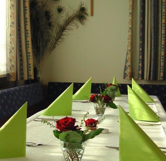 פנסיון Gasthof Hirschen