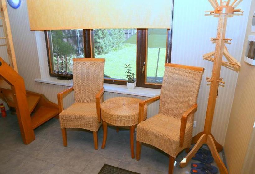 פנסיון Guest House šampētera Māja