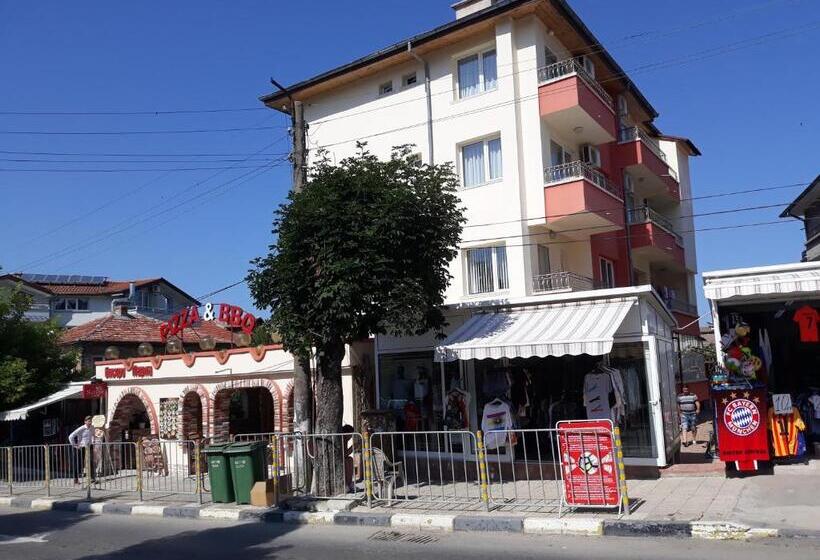 פנסיון Guest House Perla