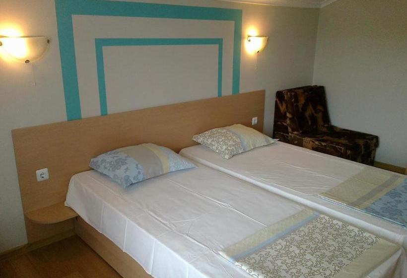 펜션 Guest Rooms Rusalka