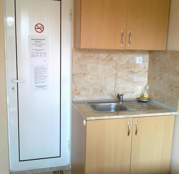 펜션 Guest Rooms Rusalka