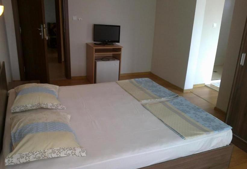 펜션 Guest Rooms Rusalka