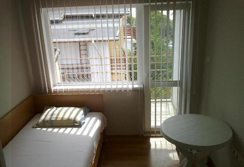 펜션 Guest Rooms Rusalka