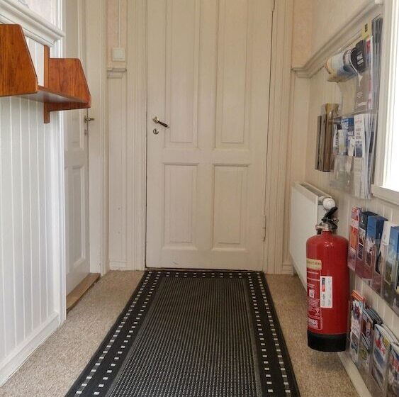 پانسیون Guesthouse Sólgarðar