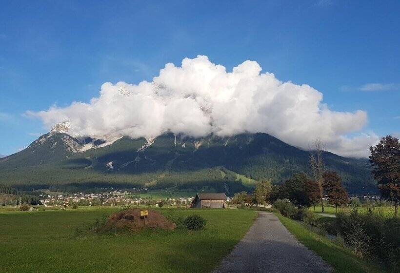 Пансион Happy Camp Hofherr