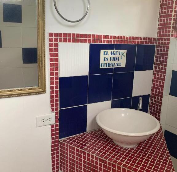 Пансион Hostal Casaluna San Andres