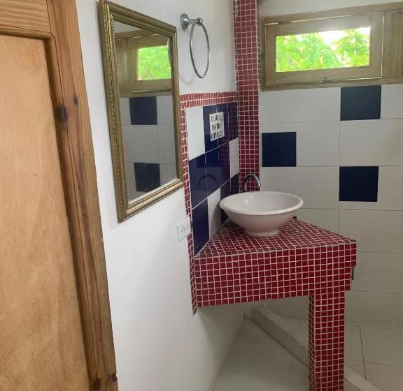 Пансион Hostal Casaluna San Andres