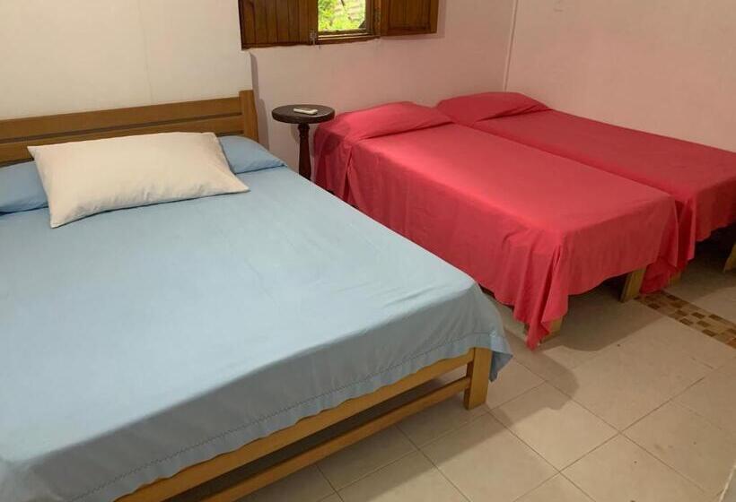 Пансион Hostal Casaluna San Andres