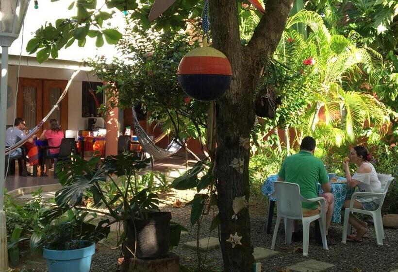 Пансион Hostal Casaluna San Andres