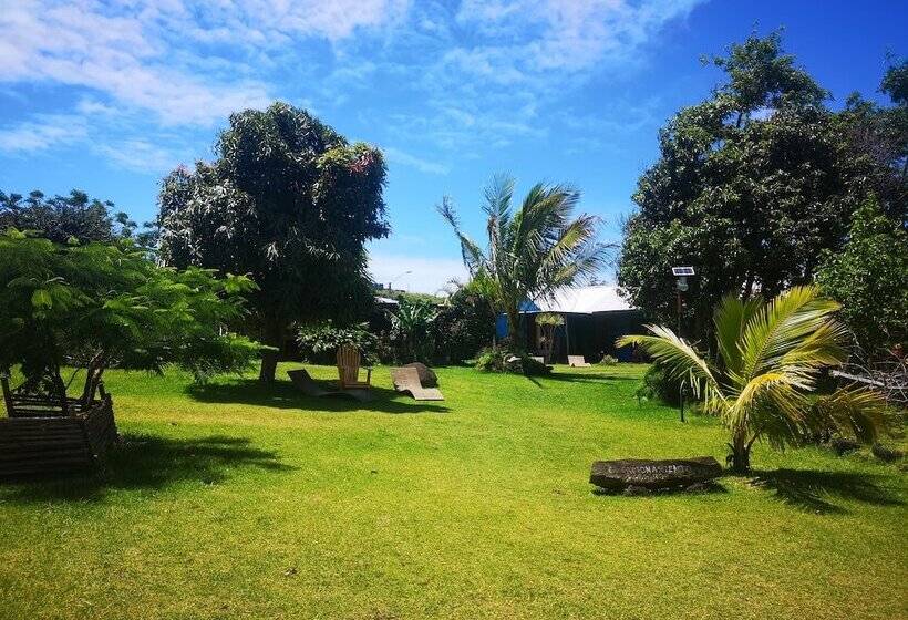 ペンション Hostal Pukao