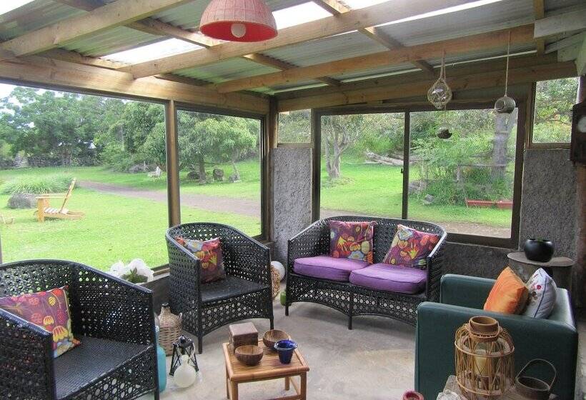 ペンション Hostal Pukao