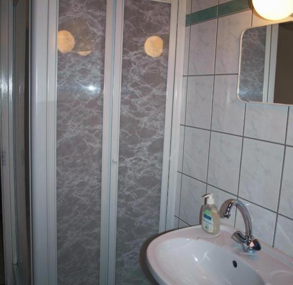 پانسیون újsziget Vendégház