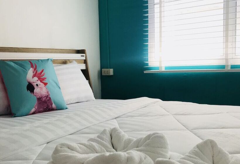 פנסיון Karoon Hut