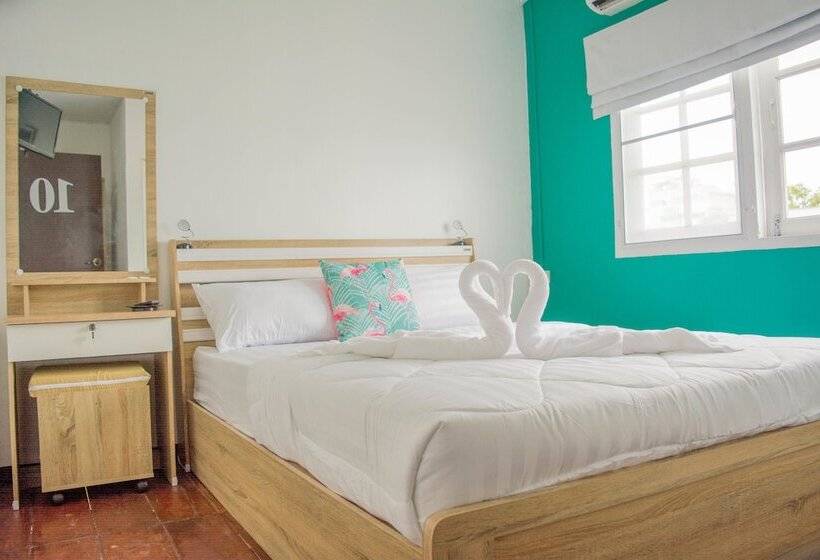 פנסיון Karoon Hut