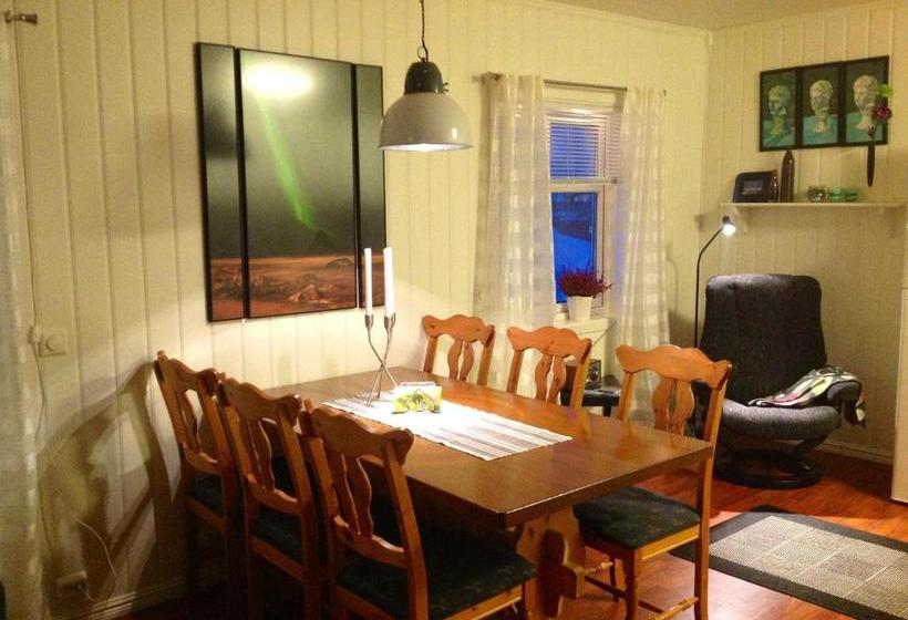 펜션 Kristina Apartment & Alma House