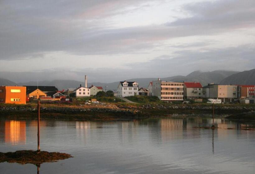 פנסיון Kristina Apartment & Alma House