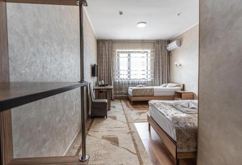 پانسیون Madanur