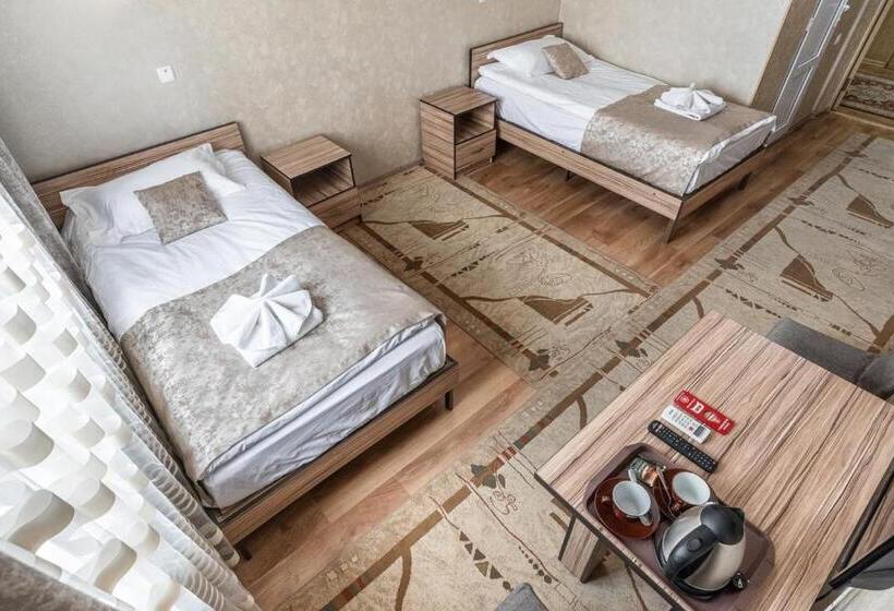 پانسیون Madanur