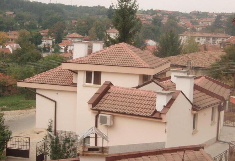 膳宿费 Mania Guest House