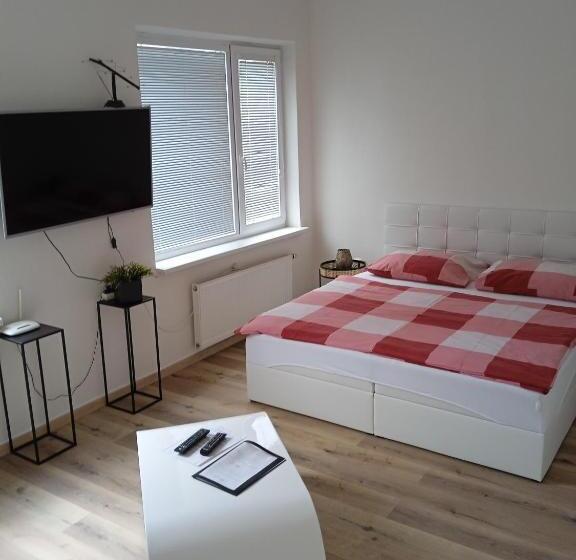 پانسیون Penzion Dmz