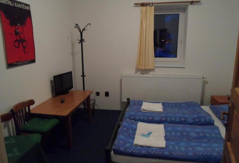 ペンション Penzion Novopacké Sklepy