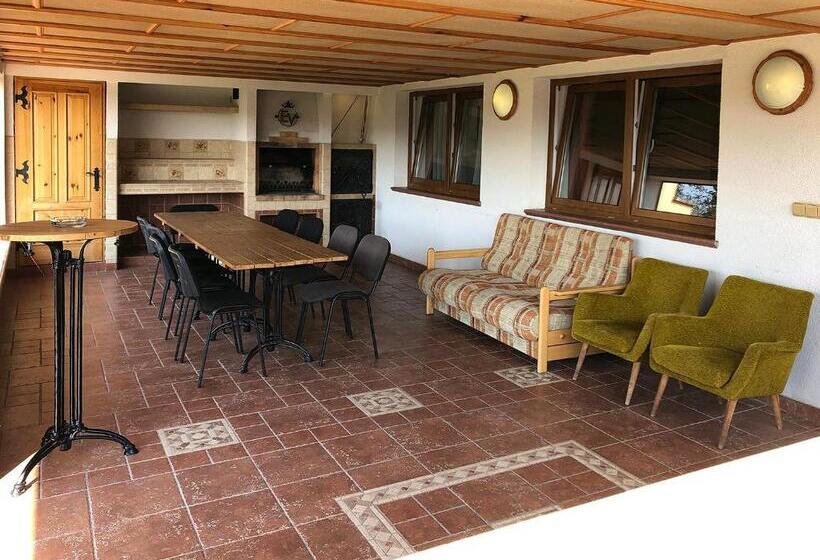 פנסיון Penzion Surf