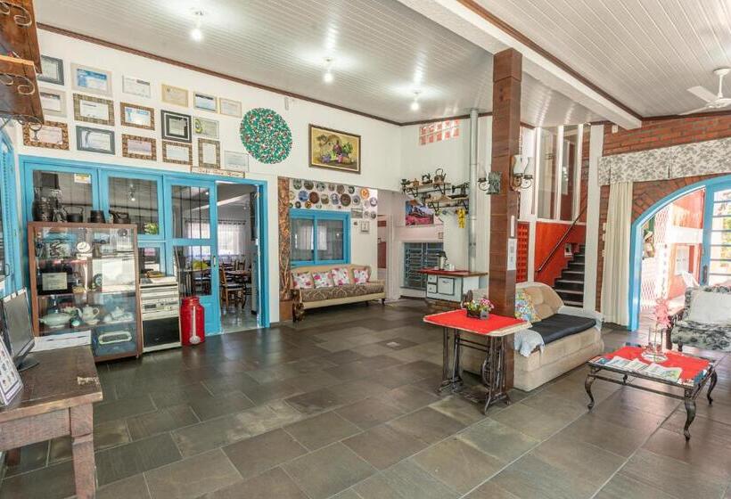 پانسیون Pousada Casa Tasca