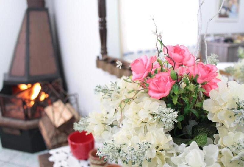 پانسیون Pousada Casa Tasca