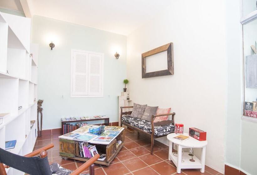 פנסיון Pousada Lehua