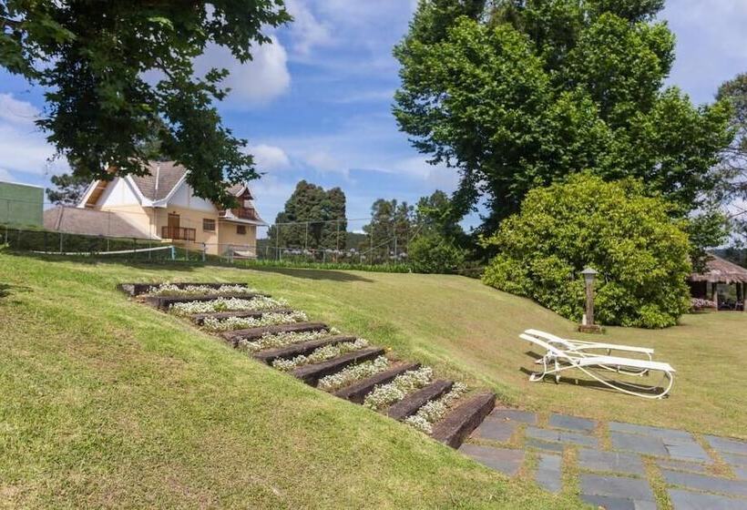 펜션 Mansão Nacional Inn