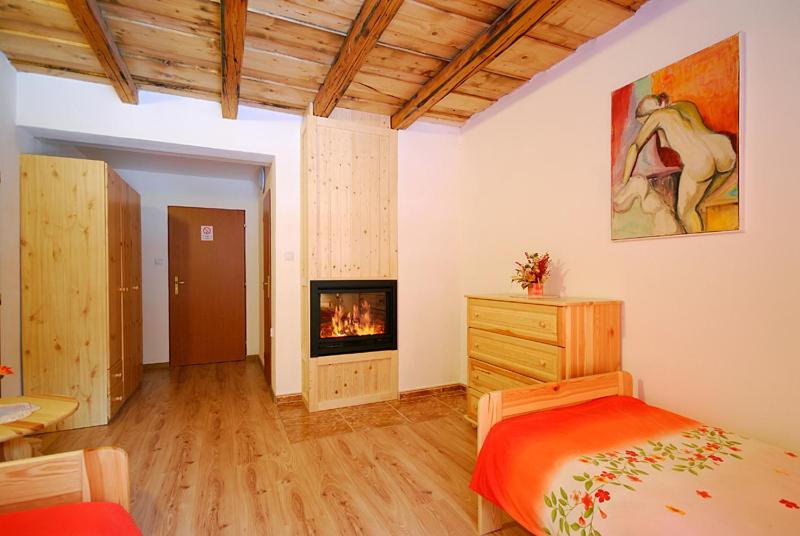 膳宿费 Privat Monika