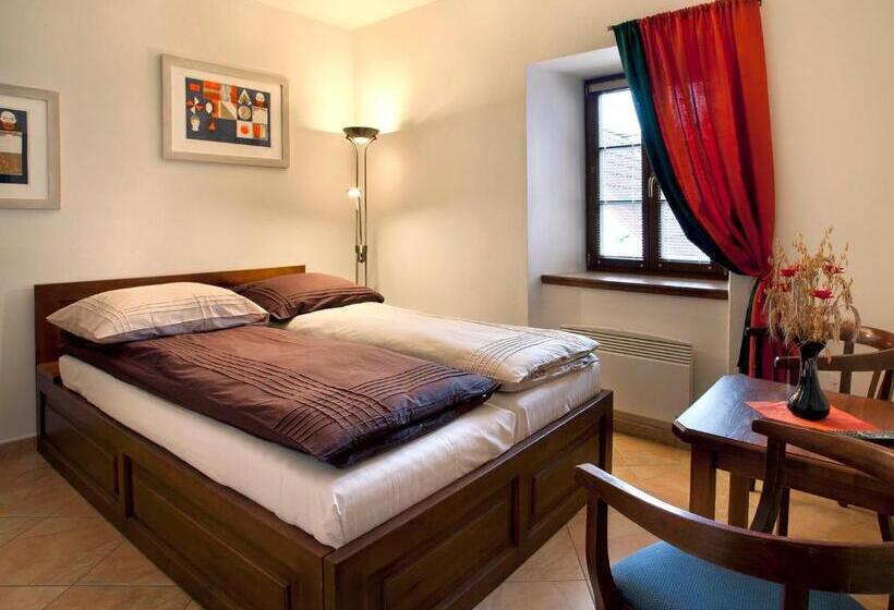 ペンション Staroměstský Penzion