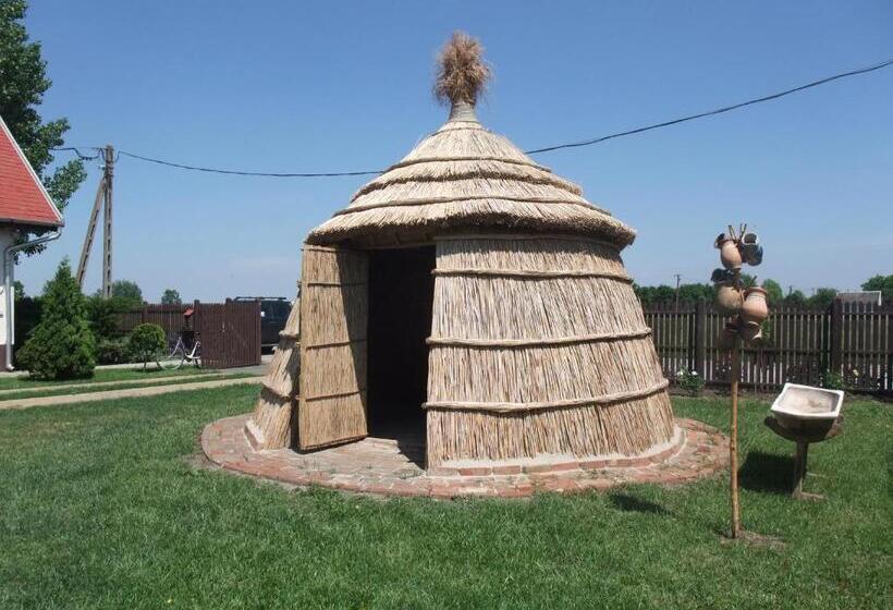 פנסיון Sóvirág Vendégház