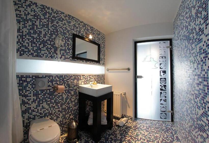 Пансион The Ghetto