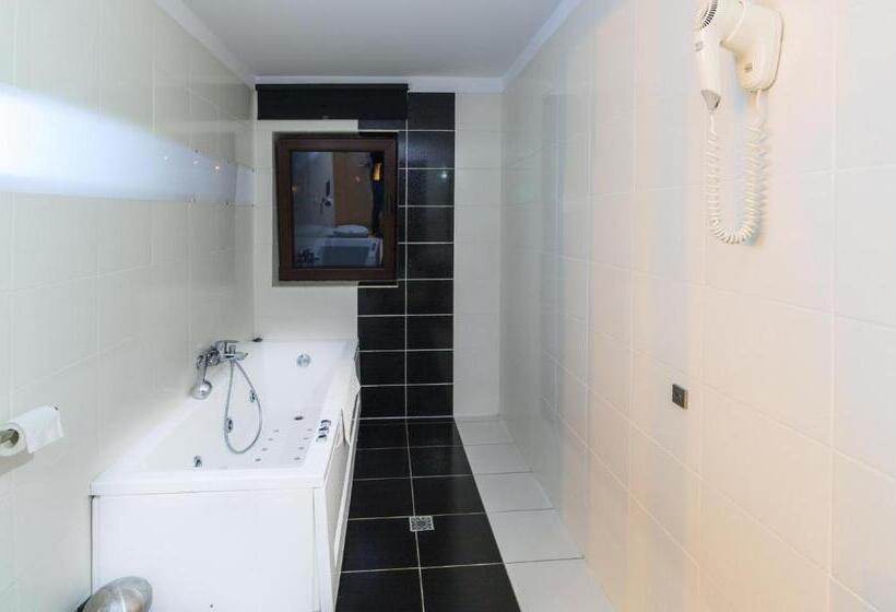 Пансион The Ghetto