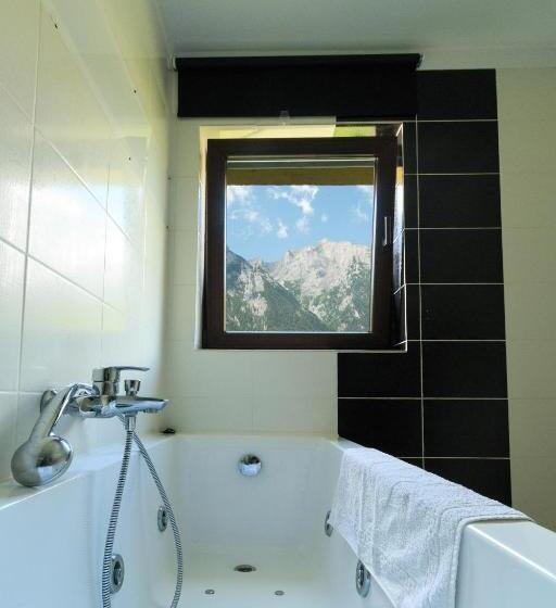 Пансион The Ghetto